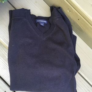 Men’s Lands End sz M navy V neck sweater!